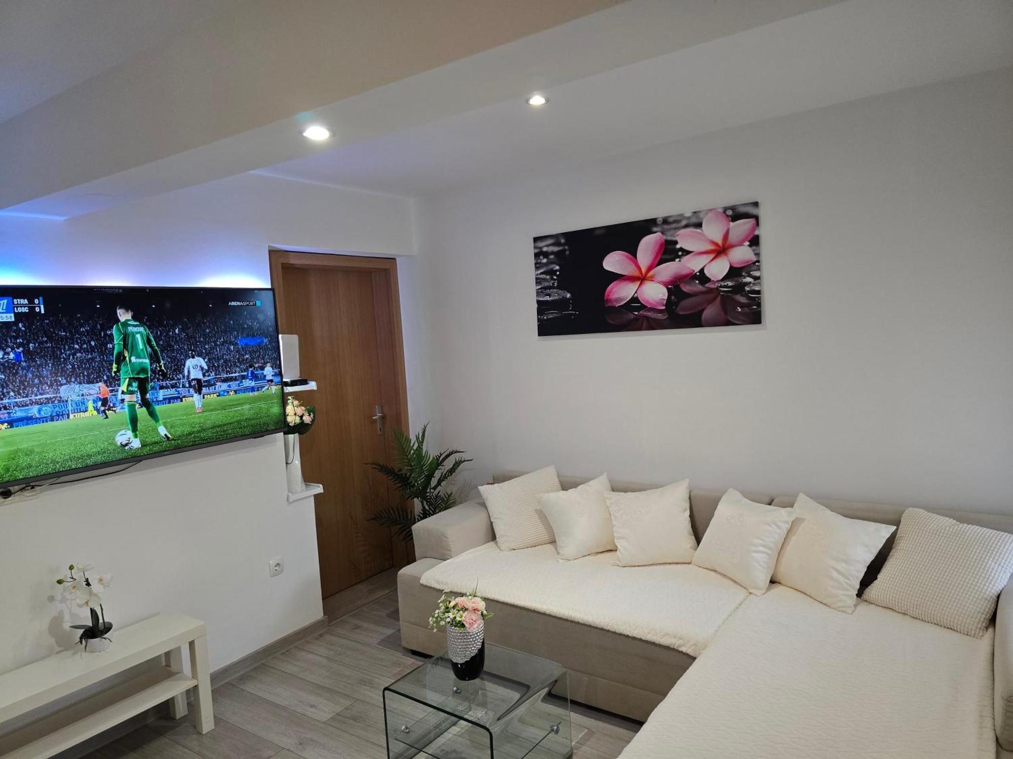 Apartment Blanca With Jacuzzi,Terase And Private Parking Kaštela Eksteriør bilde